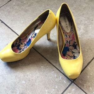 Yellow Steve Madden heels